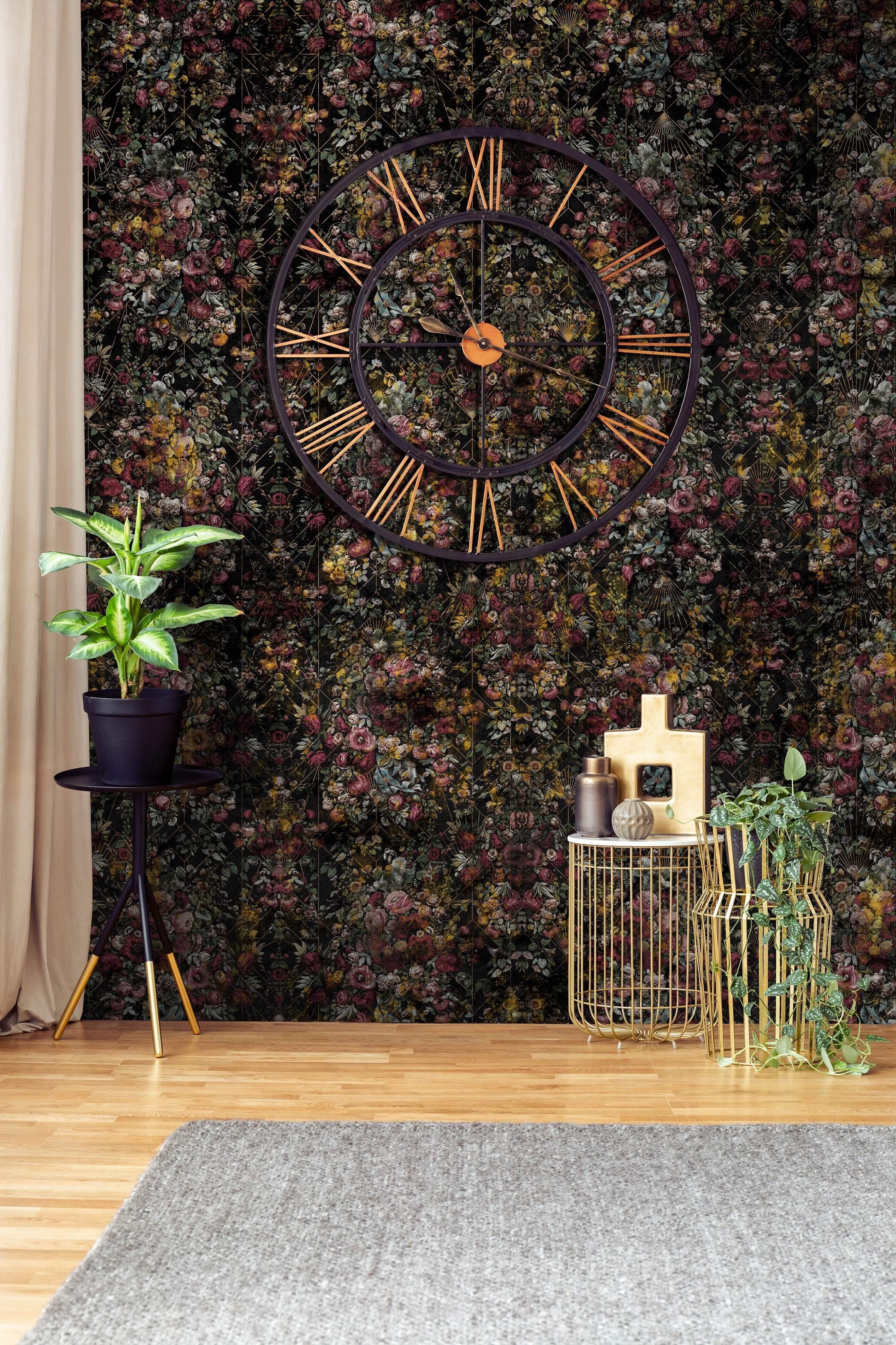 Opulence Black