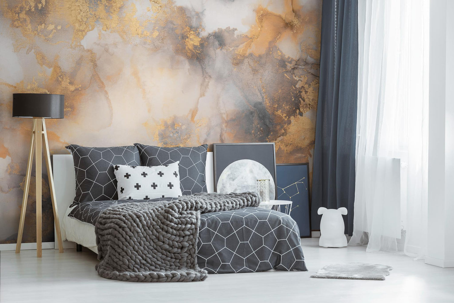 Dolce Vita Grey &amp; Gold